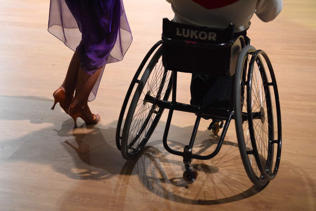 Танец на инвалидной коляске. В ритме сердца